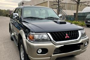 Mitsubishi pajero sport anno 2002 con tenda