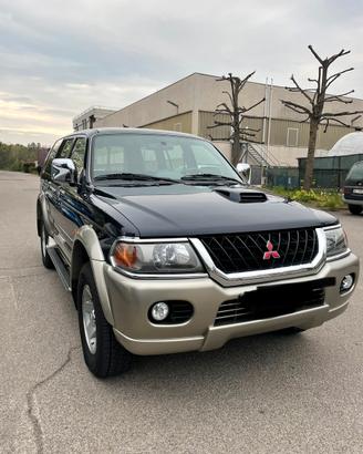 Mitsubishi pajero sport anno 2002
