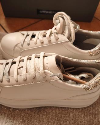 Sneakers donna Stonefly nuove.