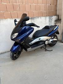 Tmax 500 2003