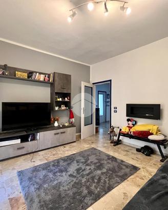 3 LOCALI A TRAVES