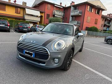 MINI COOER D
