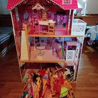 CASA IN LEGNO  PER BARBIE O BAMBOLE 