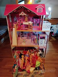 CASA IN LEGNO  PER BARBIE O BAMBOLE 