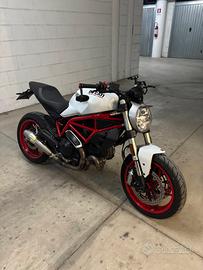Ducati Monster 797 - 2019