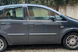 Lancia musa 1.3 diesel 90cv anno 2009