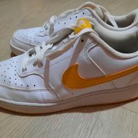 Scarpe Nike n.43 baffo giallo