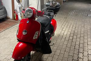 Vespa Gts 250