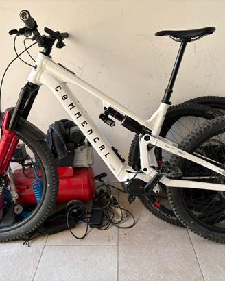 Commencal avinox kit telaio motore