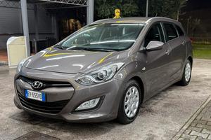 Hyundai i30 2013 1.4diesel neopatentati 