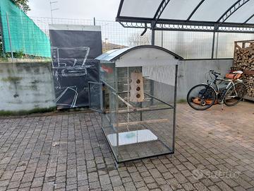 gabbia molto spaziosa per uccellini