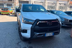 Toyota Hilux 2.4 D-4D A/T 4WD 4 porte Double Cab I