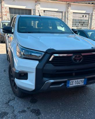 Toyota Hilux 2.4 D-4D A/T 4WD 4 porte Double Cab I