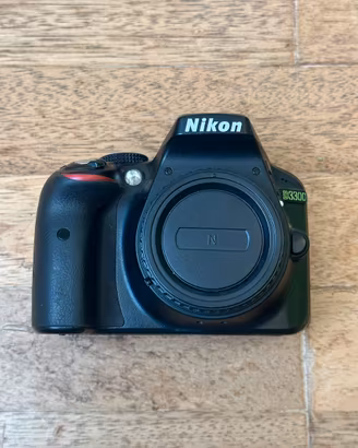 Nikon D3300 + 18-55mm