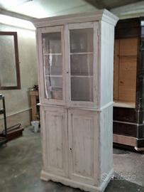 Credenza salentina antica