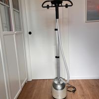 Ferro a vapore verticale