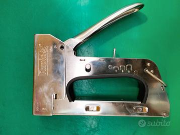Cucitrice professionale