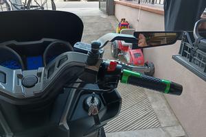 scooter Kawasaki