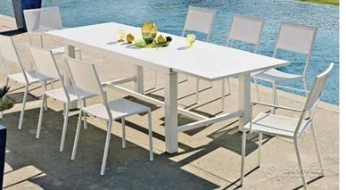 UNOPIU' - CONRAD - TAVOLO ALLUN.+4  SEDIE IN FERRO