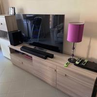 Parete TV soggiorno colore olmo naturale e bianco