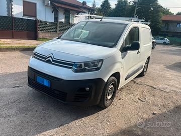 Citroen berlingo van