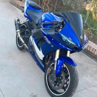 Yamaha r6 anno 2005