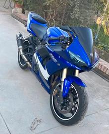 Yamaha r6 anno 2005