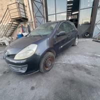 Ricambi Renault Clio 1.2 benz 16V 75cv del 2006