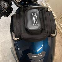 Borsa moto magnetica