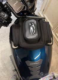 Borsa moto magnetica