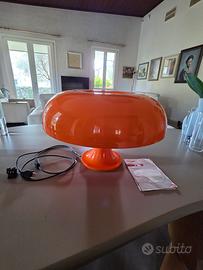 Lampada Artemide Nesso arancione