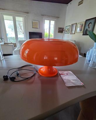 Lampada Artemide Nesso arancione