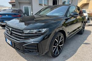 Volkswagen Touareg 3.0 V6 TSI R LINE