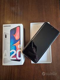 Samsung A20e bianco funzionante 