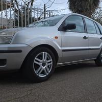 ford fusion 1.4 td con gancio estraibile omologato