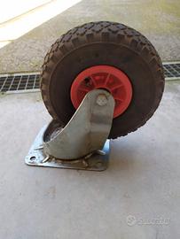 Ruota pneumatica girevole 