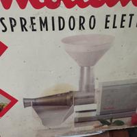 tutto per trasformare i pomodori in salsa