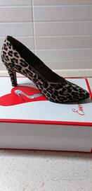 Décolleté maculate