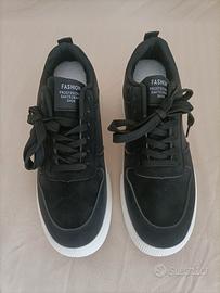 Scarpe da ginnastica casual bianche e nere