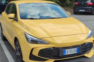 MG 3 Hybrid Luxury 