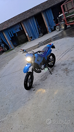 Yamaha 125 motard