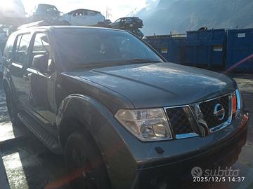 NISSAN PATHFINDER 2.5 TD 2006 YD25  PER RICAMBI