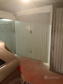 box auto 9mq con cancello-Roma tor sapienza 
