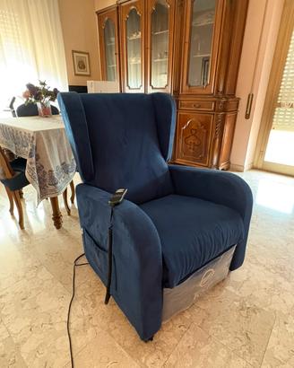 Poltrona alzapersone KPS 2 motori