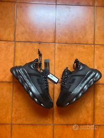 Versace chain reaction