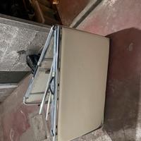 Lettino per massaggi o tattoo