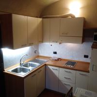 Piccolo bilocale arredato