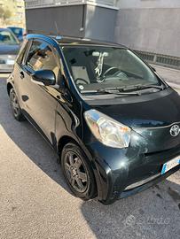 Toyota IQ