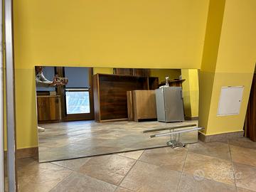 Specchio bagno con illuminazione
