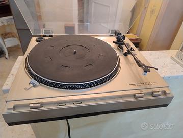 Giradischi Marantz.
